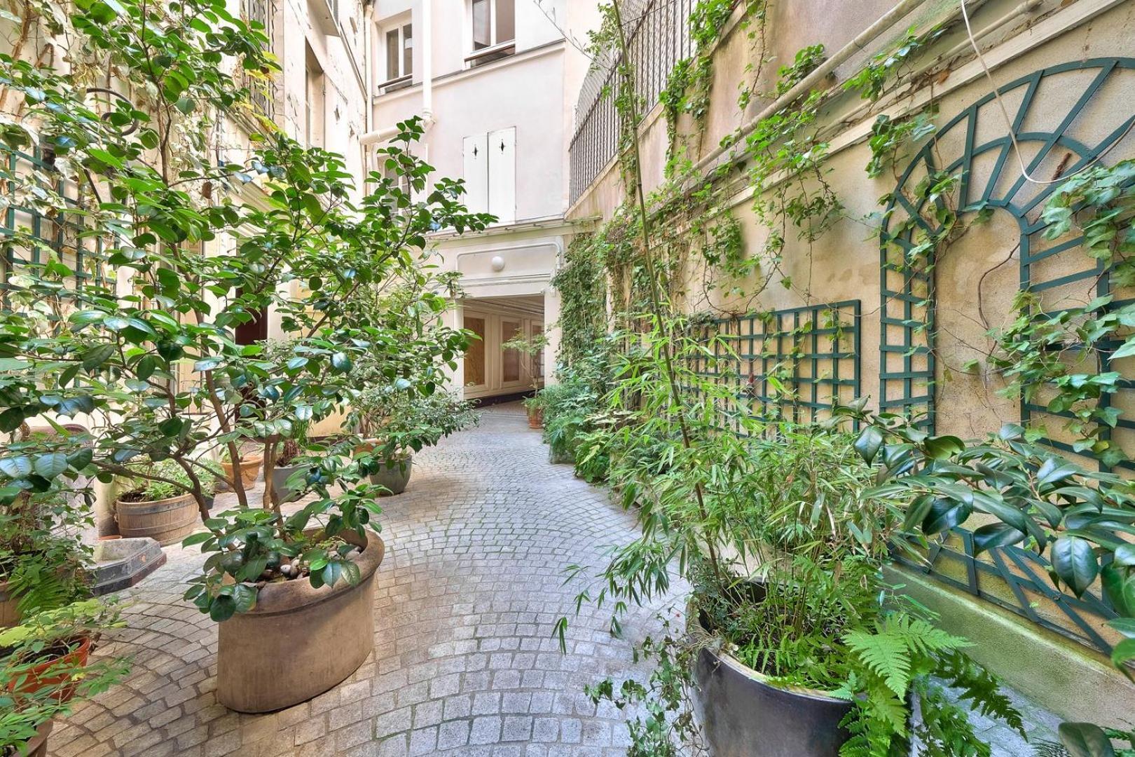 Guestready - Atypic Studio Near Montmartre Appartement Parijs Buitenkant foto